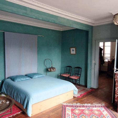 L'Escalier Des Reves Bed & Breakfast Saint-Sauveur-en-Puisaye Eksteriør bilde