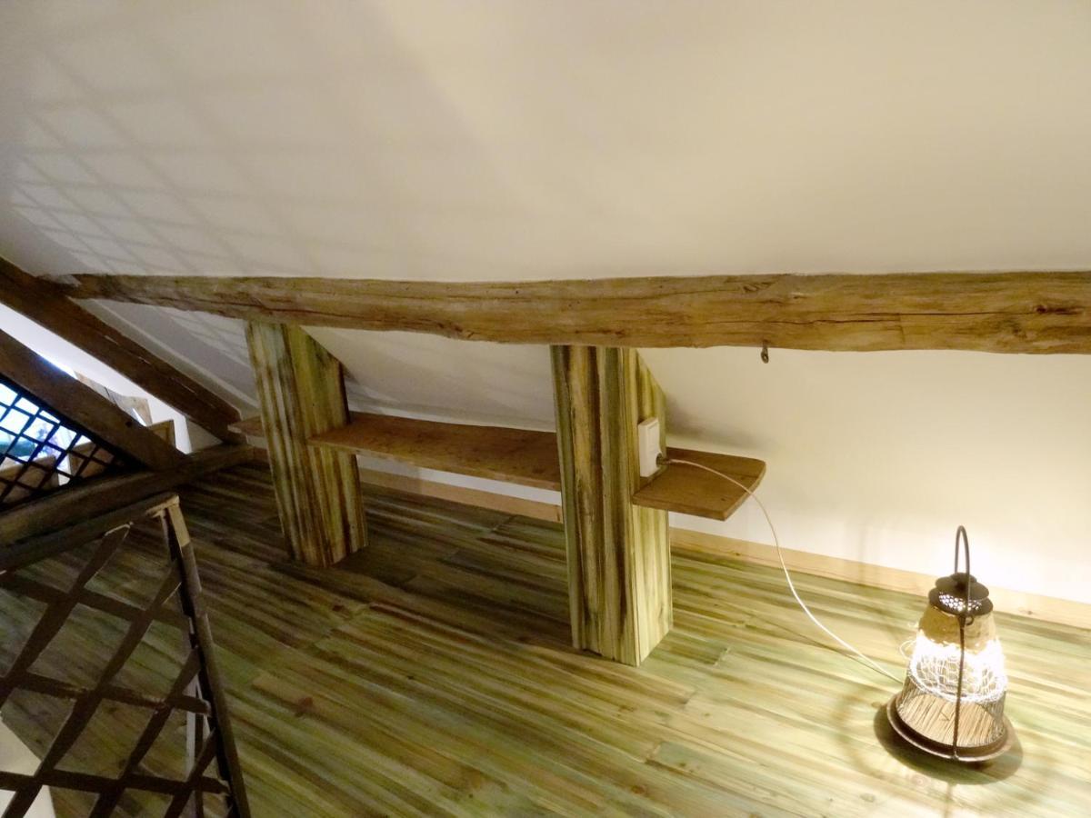 L'Escalier Des Reves Bed & Breakfast Saint-Sauveur-en-Puisaye Eksteriør bilde
