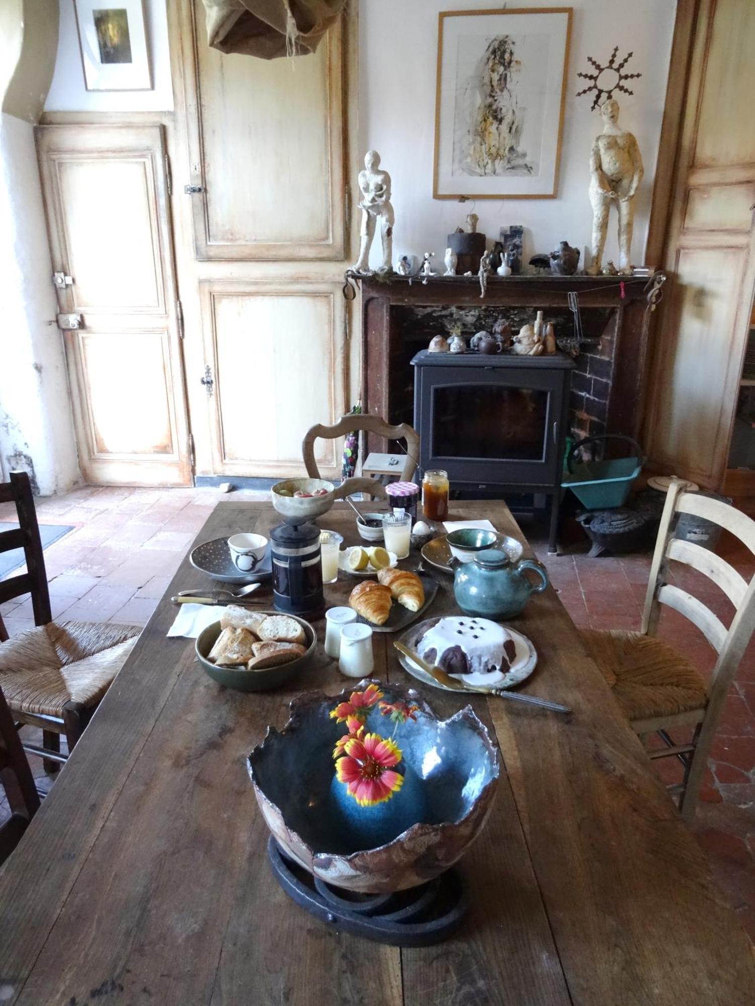 L'Escalier Des Reves Bed & Breakfast Saint-Sauveur-en-Puisaye Eksteriør bilde